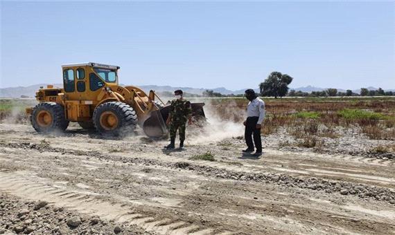 عملیات تصرف اراضی ملی تازیان در شهرستان بندرعباس متوقف شد