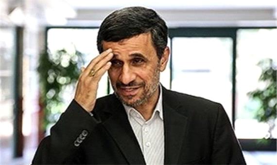 پشت پرده رقص جنجالی بدل احمدی نژاد در وسط خیابان+عکس