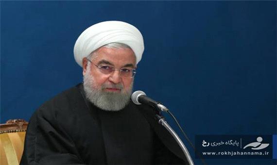 کنایه مجری شبکه خبر به چکش غیر حضوری روحانی!+فیلم