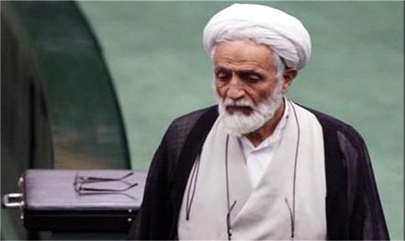 انتقاد امام جمعه اصفهان از عدم تامین امنیت کافی دانشمندان