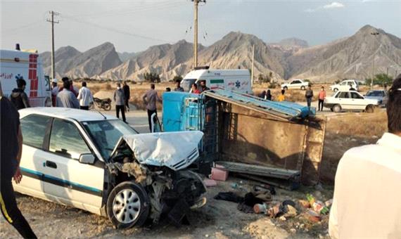 تصادف زانتیا با خودروی کارگران دیری؛ 22 نفر مجروح شدند