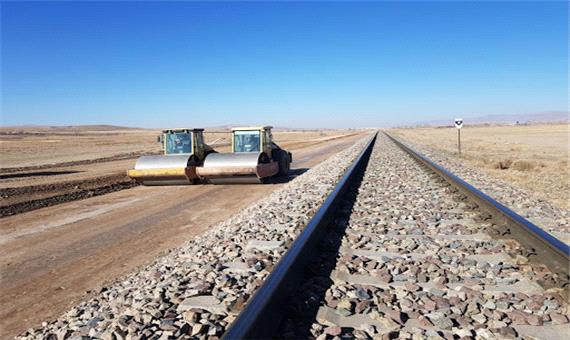 قرارداد اتصال راه آهن ایران و عراق امضا شد