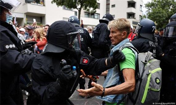 دستگیری 600 نفر در جریان اعتراضات کرونایی در برلین