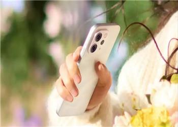 گوشی اندرویدی با چیدمان دوربین آیفون؛ قیمت گوشی ویوو V70 لو رفت