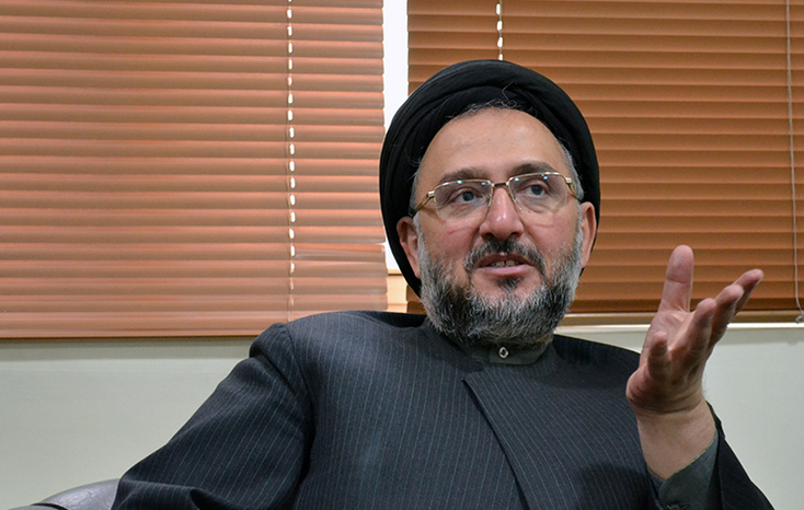 ابطحی: کسی از لاریجانی عذرخواهی نکرده !