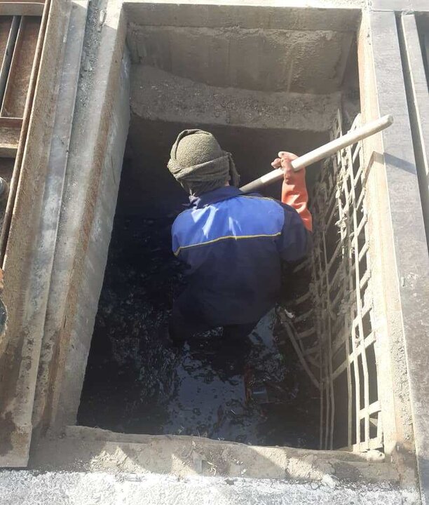 نصب تله های زباله گیر در ورودی کانال ها و حوضچه ها