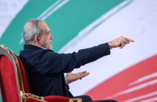 پزشکیان: بعضی از صداهایی که از مجلس و صداوسیما می‌آید بدتر از اسنپ‌بک است