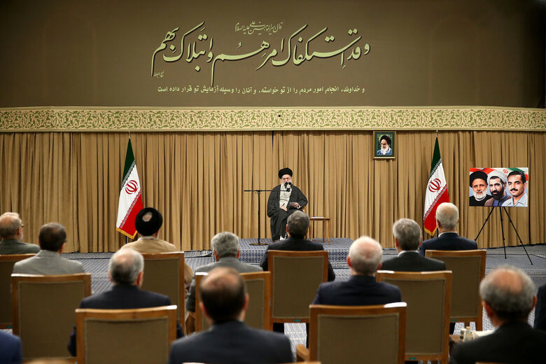 سرمقاله هم میهن/ الزامات چند توصیه