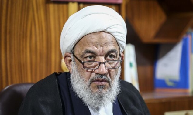 آقاتهرانی: دشمن به دنبال ایجاد جنگ داخلی است؛ وحدت ملی را حفظ کنیم