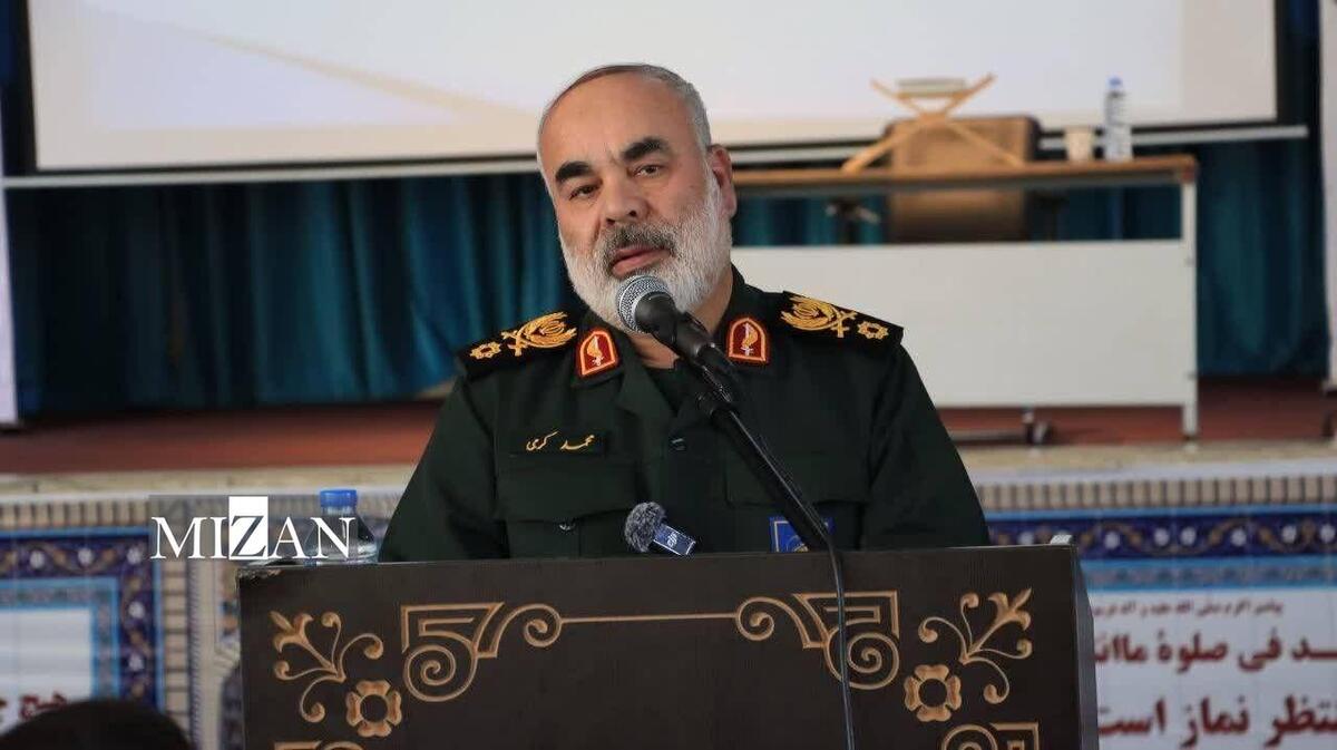 فرمانده نیروی زمینی سپاه: امروز باید دانش خود را در زمینه‌ فضای مجازی و هوش مصنوعی ارتقا دهیم