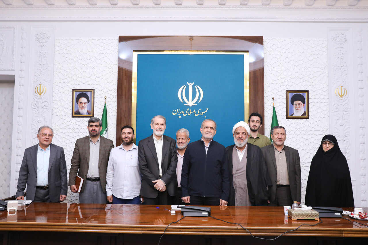 نامه جبهه پایداری به پزشکیان؛ آمادگی داریم تا دولت را یاری رسانیم