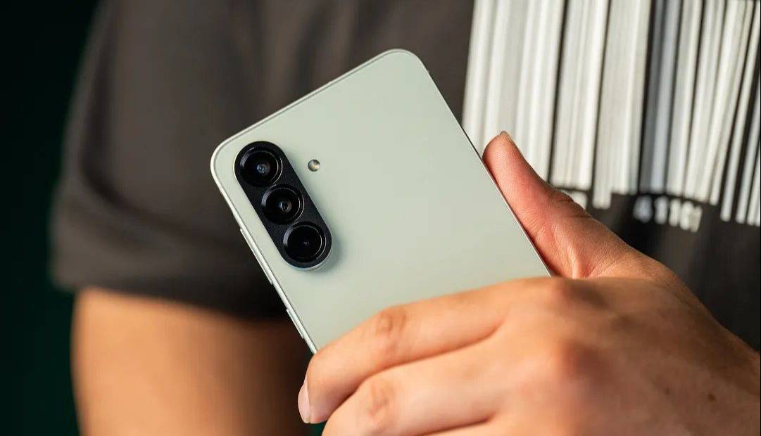 اولین نشانه‌ها از گلکسی A۵۷ سامسونگ رؤیت شد