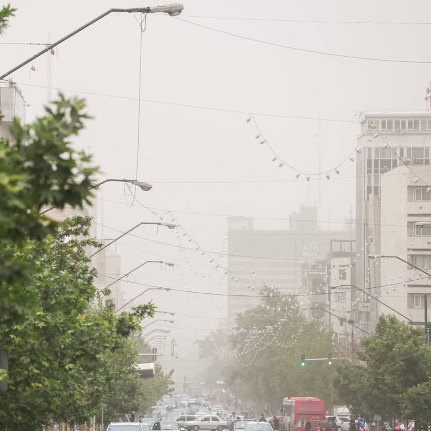 گردوخاک تا پایان هفته مهمان تهران است