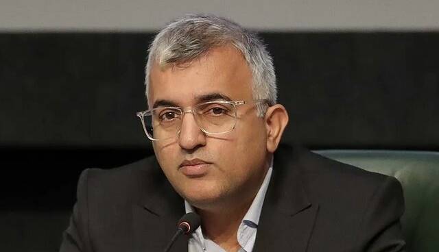 معاون عراقچی: هرچه بیشتر مقاومت کنیم دست‌مان در مذاکره برای رفع تحریم‌ها بازتر خواهد بود