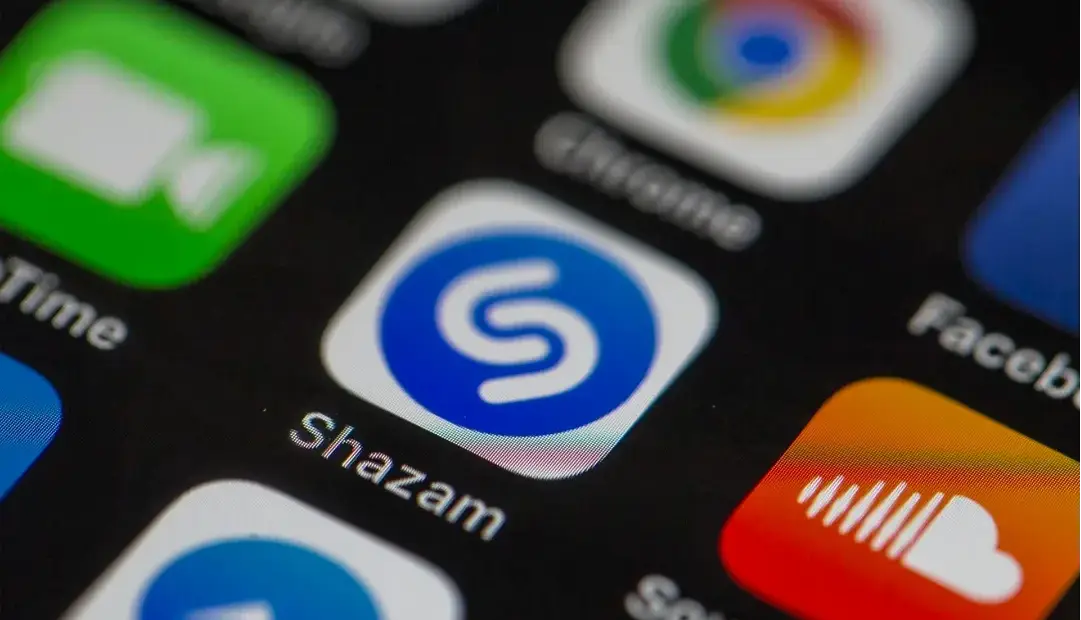 شازم، نرم‌افزار تشخیص آهنگ آیفون، شیشه‌ای شد