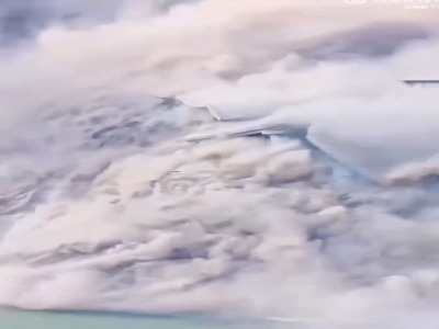 لحظه ریزش هولناک یک پل در چین