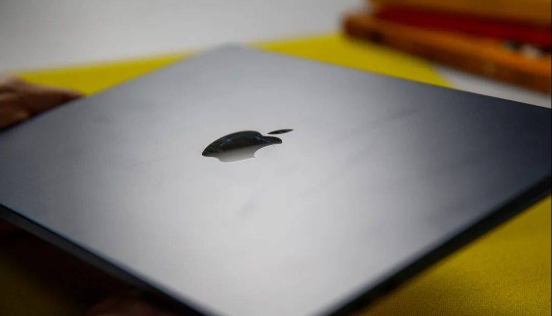 مک‌های M۱ از لیست دستگاه‌های سازگار با هوش مصنوعی اپل خارج شدند؛ ماجرا چیست؟