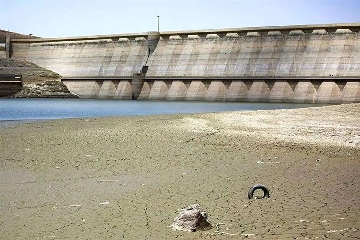 آمار تکان‌دهنده عضو ارشد اندیشکده آب دانشگاه شریف: سه برابر حجم فعلی آب سد کرج، آب صرف بنایی در تهران می‌شود