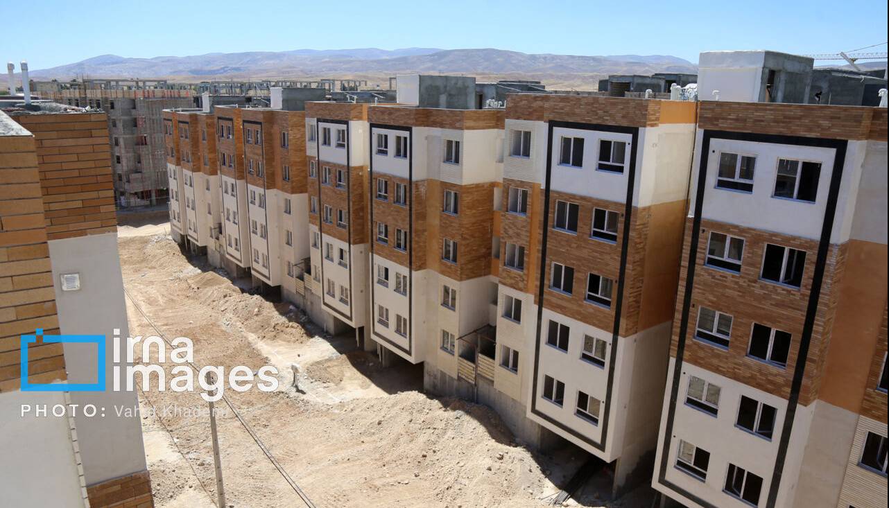 معاون علمی رییس‌جمهور: نخبگان صاحب مسکن می‌شوند