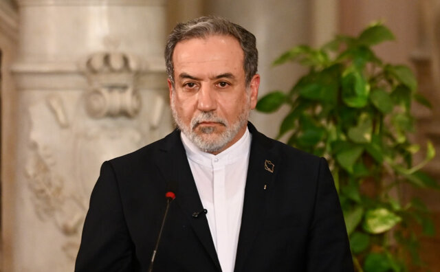 پیام تبریک عراقچی به دولت و ملت عراق