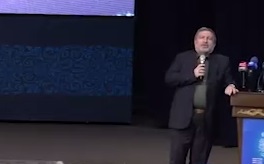 الیاس حضرتی: پزشکیان با یک جریان خاص همدل نبود بلکه با همه مردم و جریان‌ها وفاق کرد