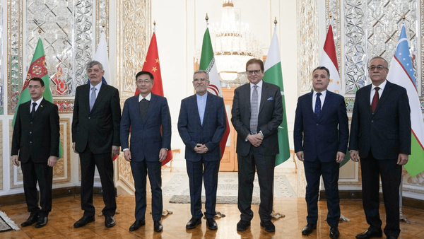 مخالفت حاضران نشست تهران با حضور نظامی خارجی در افغانستان