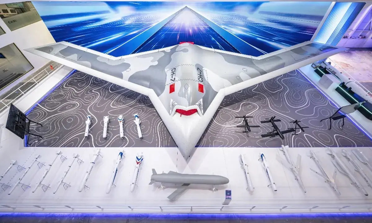 پهپاد سی اچ-۷ چین نخستین پرواز خود را با موفقیت انجام داد