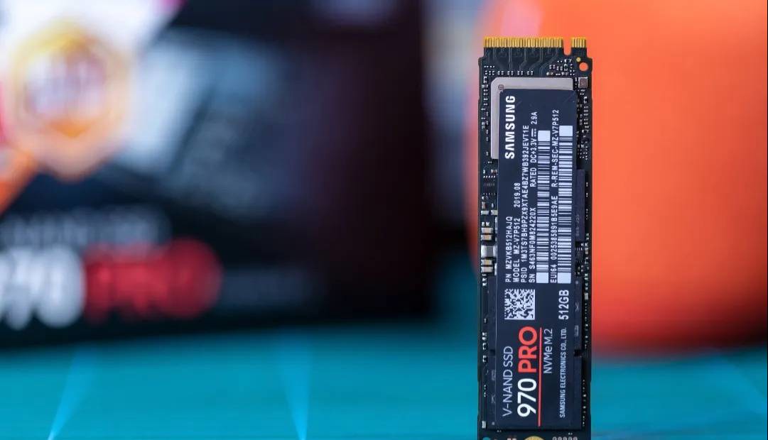 سامسونگ تولید اس‌اس‌دی‌ را متوقف نمی‌کند؛ ادعای یک رسانه سخت‌افزاری