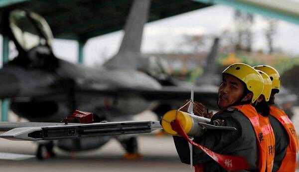 دولت ترامپ فروش ۱۱ میلیارد دلار سلاح به تایوان را کلید زد