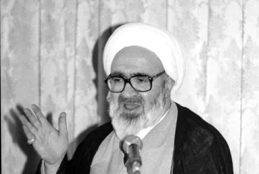 از قدرت تا عزلت؛ درباره آیت‌الله حسینعلی منتظری ۱۶ سال پس از درگذشت او/ روایت گذرای زندگی مردی با سه‌گانه‌ای شامل رنج و محنت، قدر و قُدرت و سرانجام عزل و عُزلت