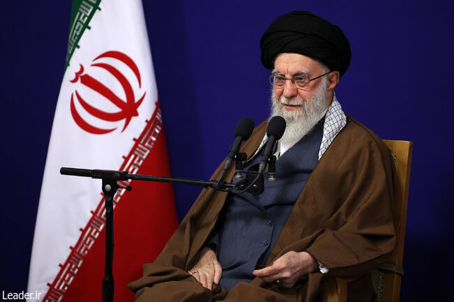 روایت رهبر انقلاب از جامعیت شخصیت آیت‌الله میلانی