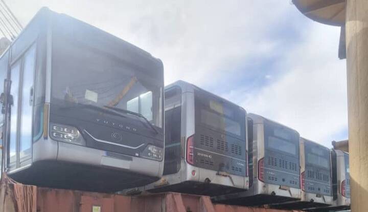 ۳۵ اتوبوس دوکابین به بندر شهیدرجایی رسید