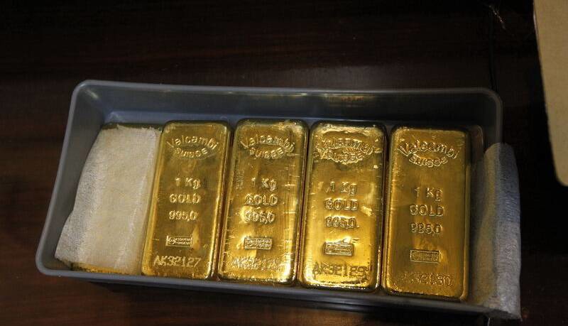 کشف ۳۸ کیلوگرم شمش طلای قاچاق در فرودگاه