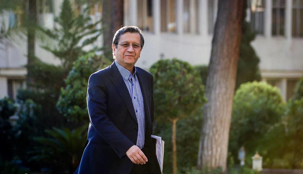 بازگشت همتی به میرداماد