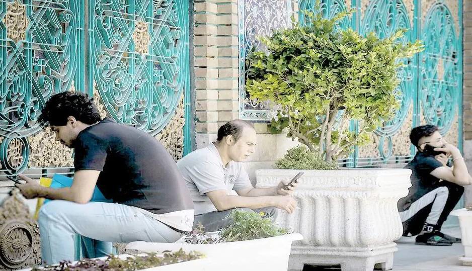 بی‌خبری، تعلیق، استیصال؛ پیامد قطع اینترنت بر زندگی مردم