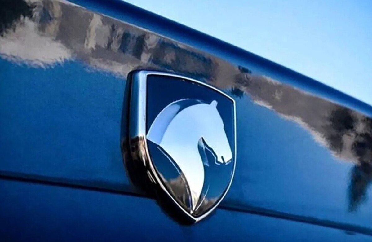 ایران خودرو تا یک میلیارد تومان افزایش قیمت داد؛ مراجع ذی‌صلاح: غیرقانونی است