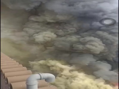 آتش‌سوزی شدید بازار جنت‌آباد از نمای بالا