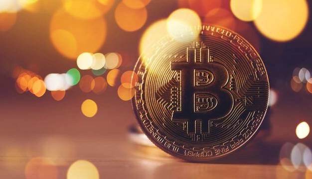 بیت‌کوین سقوط کرد