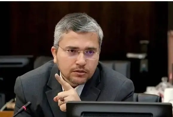 ترامپ دروغگوست، جمهوری اسلامی از خطوط قرمز خود کوتاه نیامده و نمی‌آید