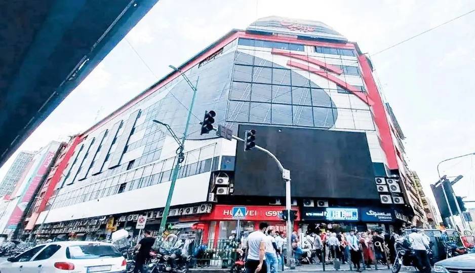 بازار بی‌مشتری؛ گزارشی از دل علاءالدین و چارسو