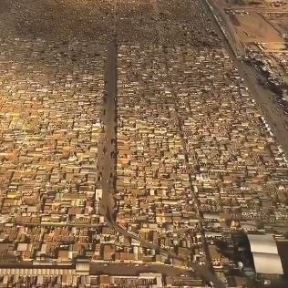 تصاویر هوایی از وادی السلام نجف، بزرگترین قبرستان در جهان