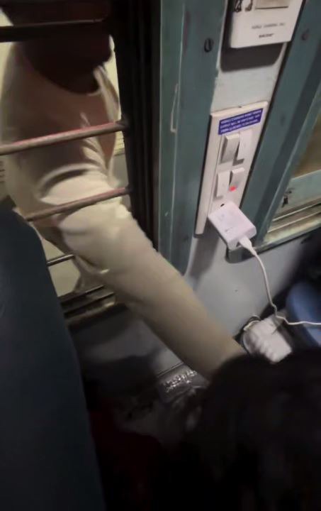 لحظه دستگیری موبایل قاپ هندی!