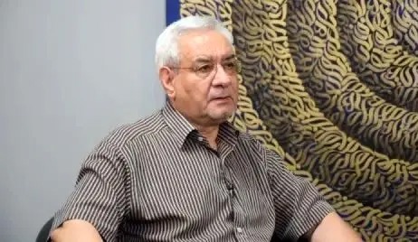 لحظه بازداشت ابراهیم اصغرزاده هنگام سخنرانی آنلاین/ ویدئو