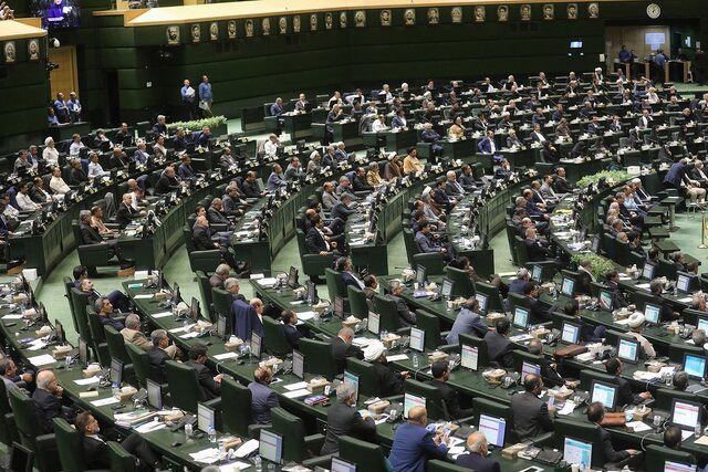 اختصاص یک درصد مالیات بر ارزش افزوده برای متناسب‌سازی حقوق بازنشستگان