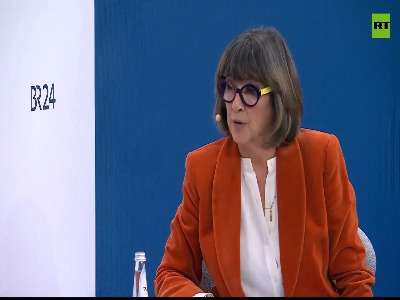 پاسخ مبهم استارمر به سوال درباره گرینلند