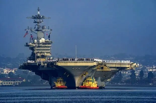 حسین شریعتمداری: ناو‌های آمریکا را جدی نگیرید؛ خدا اینجاست