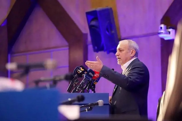 می شود دولت و حاکمیت را مسئول و پاسخگوی کل حادثه دیماه بدانیم/ اگر تروریست نفوذی وارد کشور شده و اینچنین از مردم و نیروی انتظامی تلفات گرفته، حکومت باید پاسخگو باشد/ حاکمیت مسئول امنیت شهروندان است/ ویدئو