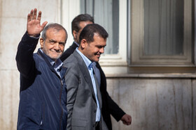 واکنش پزشکیان به پرسشی درباره تغییر دیدگاه‌هایش با سال‌های ۱۳۸۸ و ۱۴۰۱