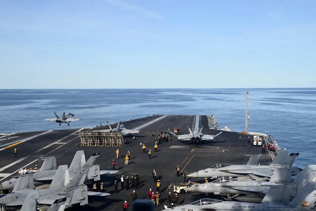 ناو فورد در سواحل سرزمین‌های اشغالی مستقر می‌شود