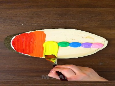 نقاشی زوج عاشق روی پل چوبی